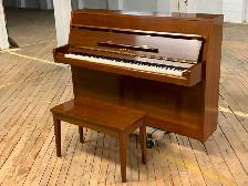 Yamaha Apartment size 88 Key Piano