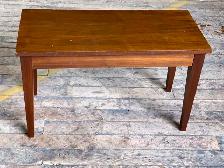 Yamaha Apartment size 88 Key Piano - Photo 7