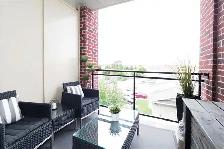 Upgraded South-End Condo for Rent! - Photo 10