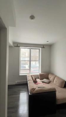 Cozy 2½ Apartment for Rent in Downtown Montreal