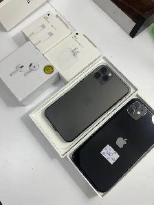 iPhone 11 / 11 PRO 64GB Accessories Package/Delivery