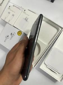 iPhone 11 / 11 PRO 64GB Accessories Package/Delivery - Photo 2