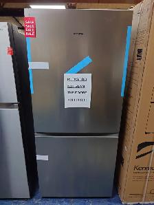 Samsung '30' Stainless Steel Bottom Freezer Top Fridge on Sale‼️