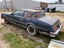 1982 Buick Riviera - Photo 2