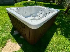Restored 2014 Hydropool Hot Tub For Sale - Photo 2