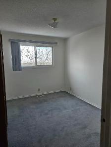 3 bedroom main level - Photo 8
