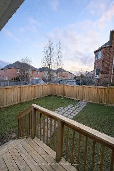 amazing house for rent 3500. entire home north oshawa - Photo 10