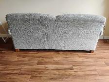 Full size couch - Photo 4