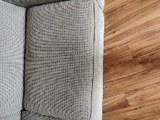 Full size couch - Photo 6