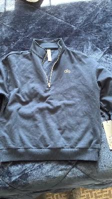 Alo yoga men’s quarter zip sweater medium
