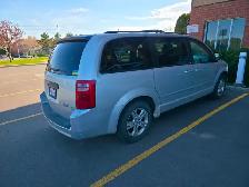 2010 Dodge Grand Caravan - Photo 2