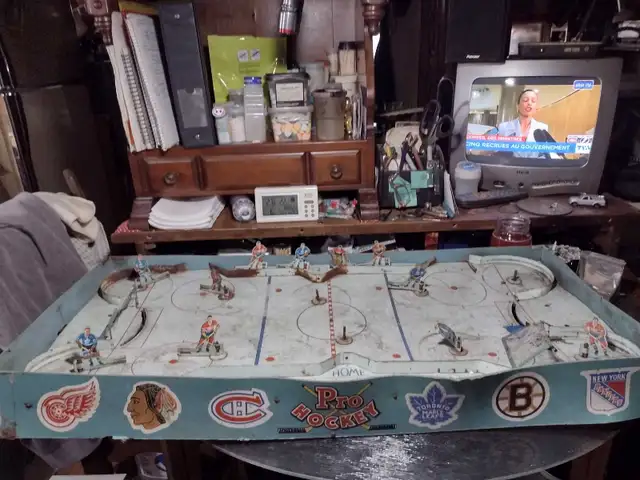 Jeu de hockey sur table vintage années 1950-1960