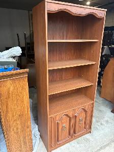 Free delivery used Wooden Bookcase with Cabinet - Photo 5