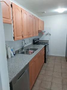 Room 3rd floor-$399 per (including everything) - Photo 8