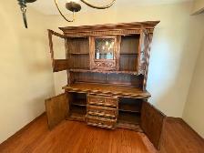 Free delivery used Wooden antique China Cabinet - Photo 9