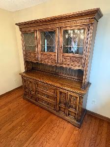 Free delivery used Wooden antique China Cabinet - Photo 10