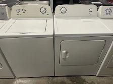 Laveuse sécheuse traditionnelles blanches Amana
