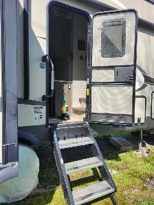 32ft Rockwell UltraLite Trailer - Photo 3