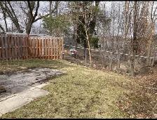 Quiet 2 Bedroom Duplex Unit - Photo 10