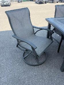 Outdoor patio dining set with 6 sling chairs - Photo 2