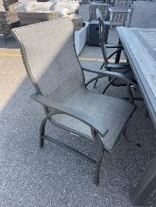 Outdoor patio dining set with 6 sling chairs - Photo 3