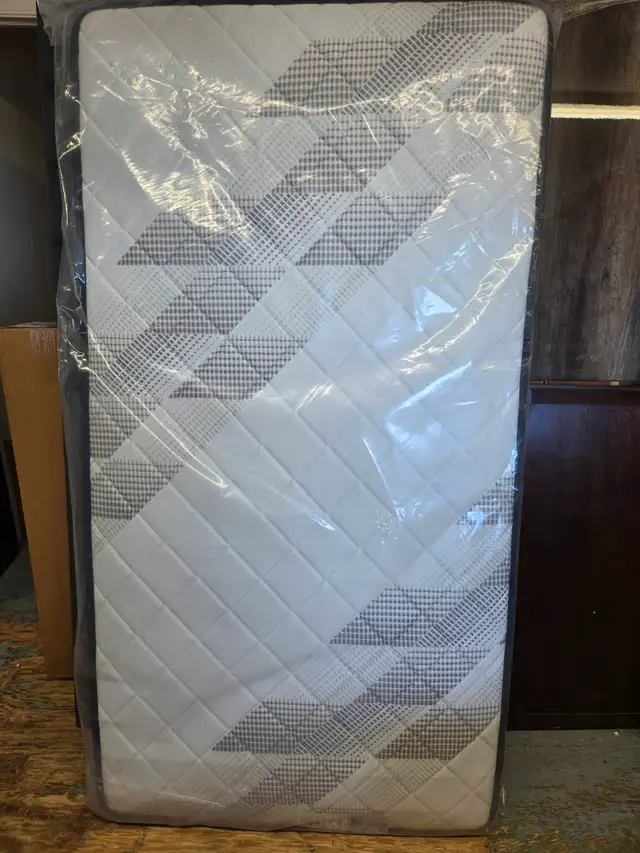 New Distinction Series Single/Twin Mattress Reg. $549