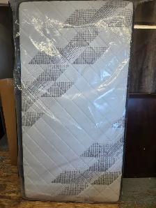 New Distinction Series Single/Twin Mattress Reg. $549