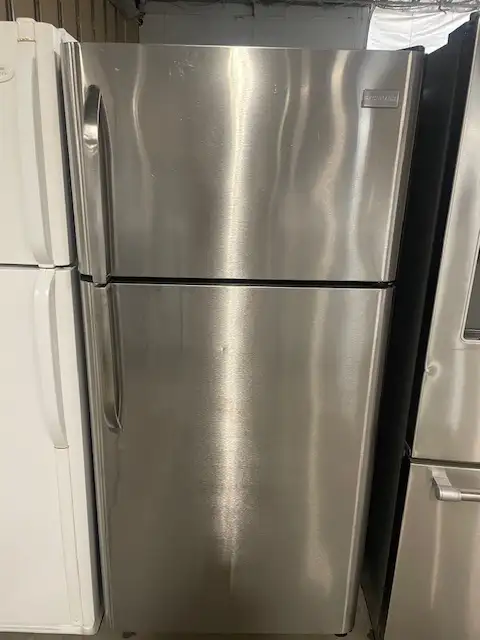 Réfrigérateur stainless 30'' standard Frigidaire
