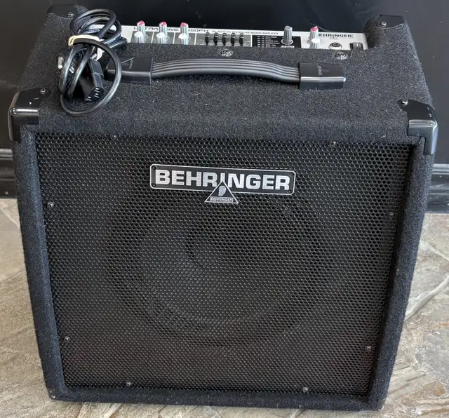 Behringer Ultratone K450FX 3-Channel PA & Keyboard Amplifier
