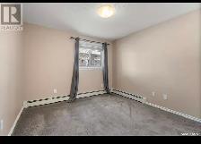 $1400.00 Mckercher/8th renovated one bedroom, in suite laundry - Photo 5