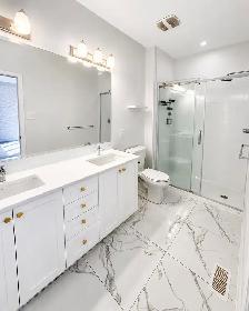 3-bed 3-bath single Home in Stittsville Kanata - Photo 9