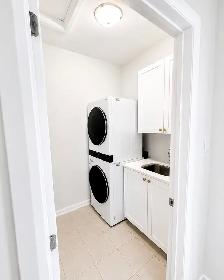 3-bed 3-bath single Home in Stittsville Kanata - Photo 10