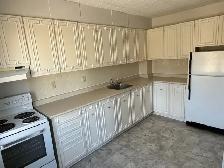 Uxbridge 1 and 2 bedroom apts in great location - Photo 4