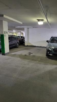 Underground Parking near Square One (City Hall/Celebration Sq) - Photo 2