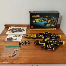 Lego 10355 Blacktron Renegade -- Lire attentivement