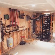 Looking for a helper/ apprentice for a carpenter/ renovator - Photo 3