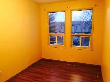 3-Bedroom Townhouse in Beddington - Photo 4