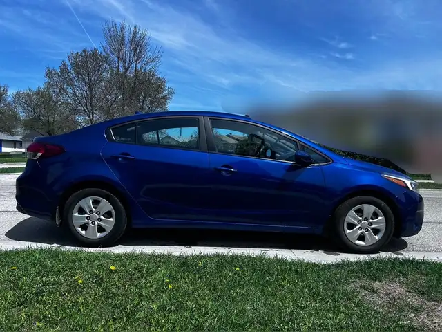 2017 Kia Forte EX – Low KM, Remote Start, Winter Tires