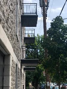 MÉRTO JOLIETTE: TRÈS GRAND 3 1/2 ENSOLEILLÉ, HOCHELAGA,  JUILLET - Photo 3