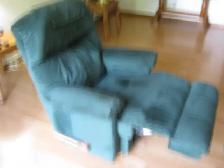 For Sale Quality Lazy Boy Recliner $500 (519-443-7965) - Photo 4