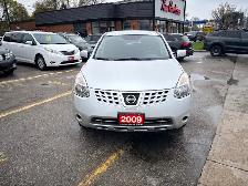 2009 Nissan Rogue S 2.5L FWD Carfax Clean Certified - Photo 2