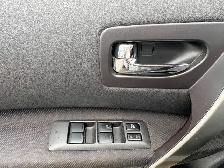 2009 Nissan Rogue S 2.5L FWD Carfax Clean Certified - Photo 17