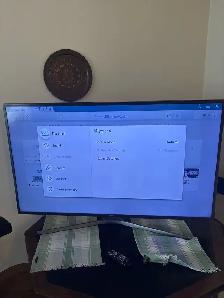 4K Samsung Smart TV 50 Inch UN50MU6070F - Photo 2