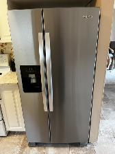 Stainless steel Whirlpool fridge and Samsung dishwasher - Photo 2