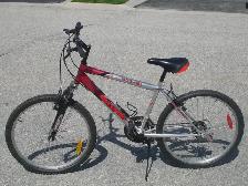 GREAT SHAPE 24' SUPERCYCLE XTI-21 SERIES 21 SPD WITH SUSPENSION! - Photo 4