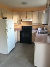 family home- Available July 1 - Photo 2