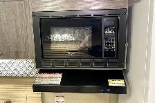 2019 General Coach Roughneck NT300 - Pre-Owned Travel Trailer. - Photo 19