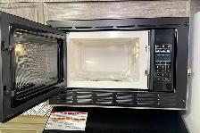 2019 General Coach Roughneck NT300 - Pre-Owned Travel Trailer. - Photo 20