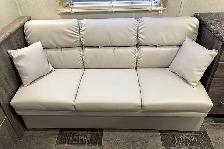 2019 General Coach Roughneck NT300 - Pre-Owned Travel Trailer. - Photo 30