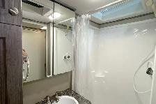 2019 General Coach Roughneck NT300 - Pre-Owned Travel Trailer. - Photo 36